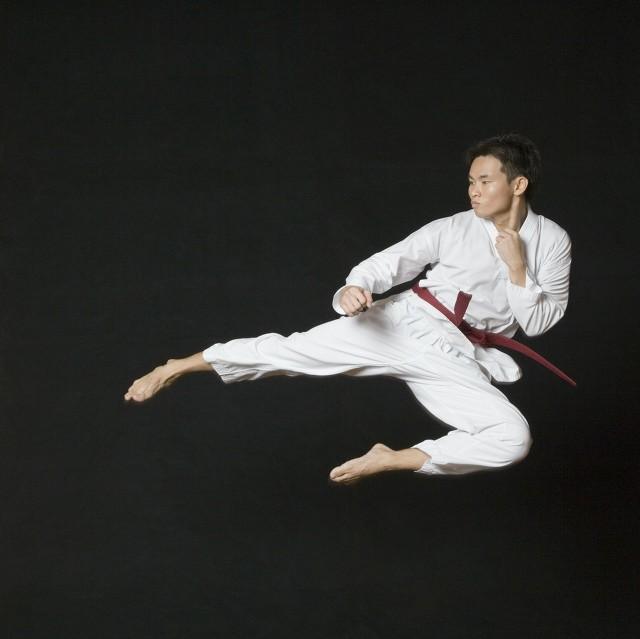 师傅说传统武术只有翻子拳技击最强,是不是这样?-生活百科