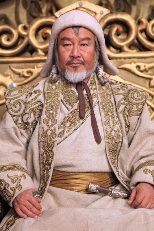 像忽必烈本名是孛儿只斤·忽必烈,像元仁宗本名是叫孛儿只斤·爱育黎