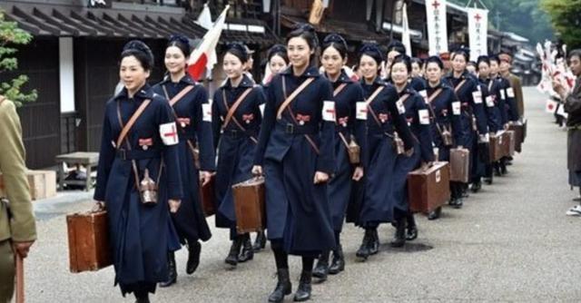 关东军女兵的下场，日本投降后，10万日本女兵去哪儿了