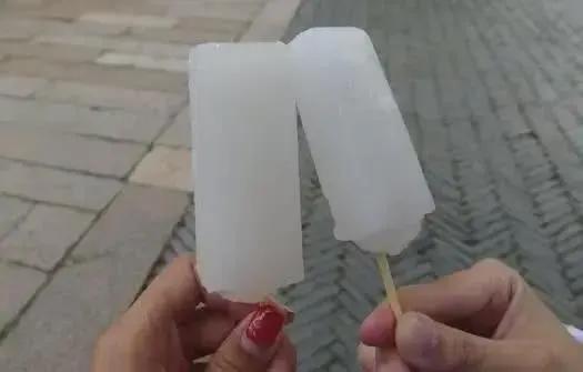 说一样零食,证明你老了？