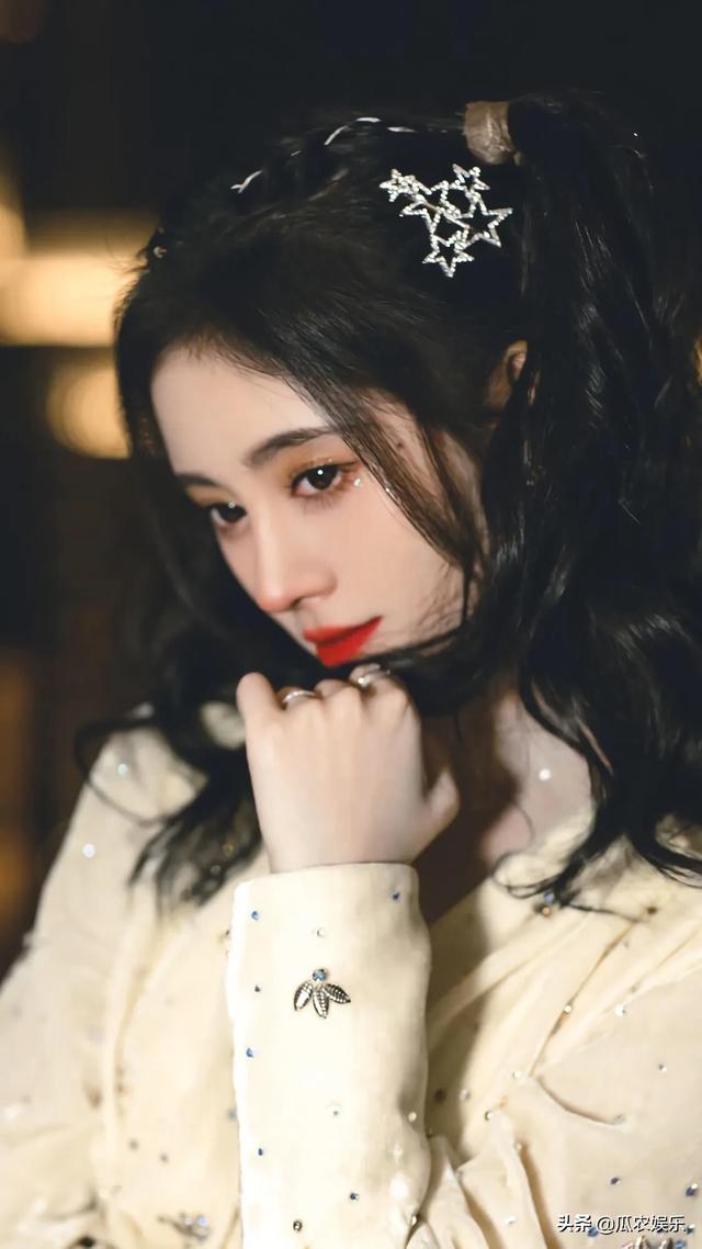 鞠婧祎图片:对于鞠婧祎的美貌，你觉得怎么样？