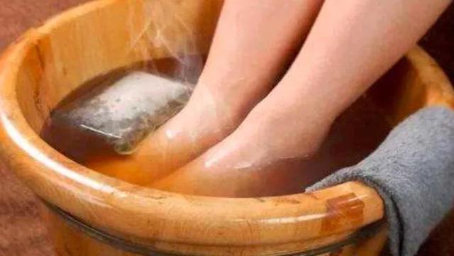 如何才能正确健康的泡脚?:足部养生  第3张