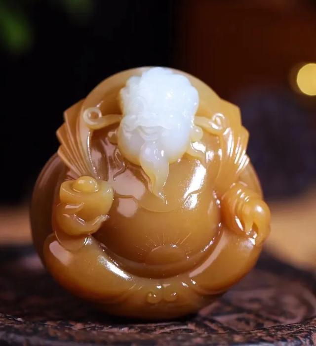 玉器市场,现在市场上有很多和田玉，都是真的吗？