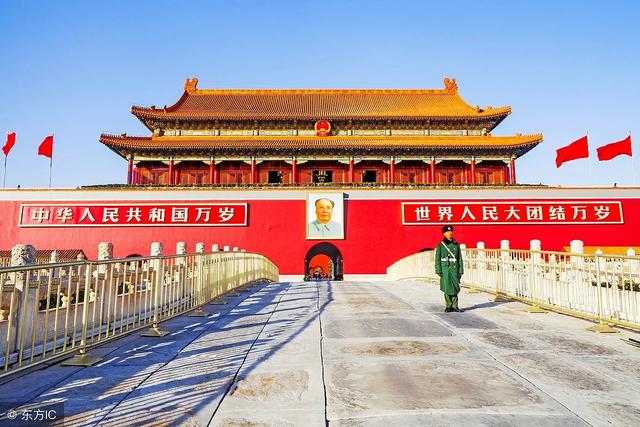 你认为中国人必须去的十大旅游景点是什么地方？