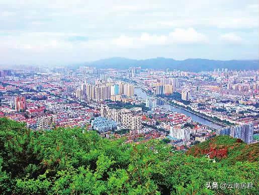 张家口和呼和浩特,二选一,你会选择哪个城市定居生活？