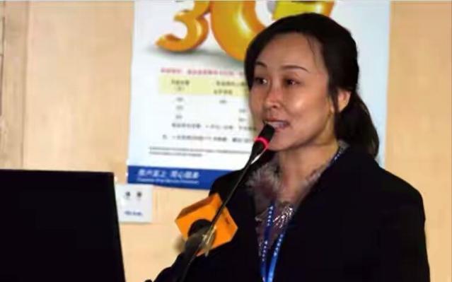 任正非有几个儿女,分别是做什么的,哪个儿女能当华为董事长？