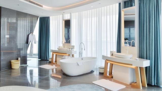 一户不开二道门,大家住民宿时，有碰到过什么可怕的经历吗？