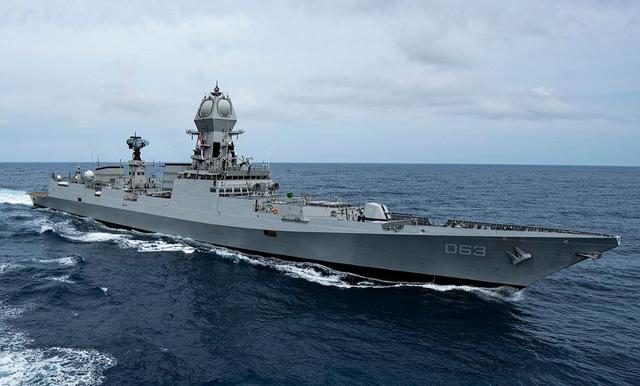 驱逐舰上面只携带几十枚导弹，战争中打光了怎么办？插图7