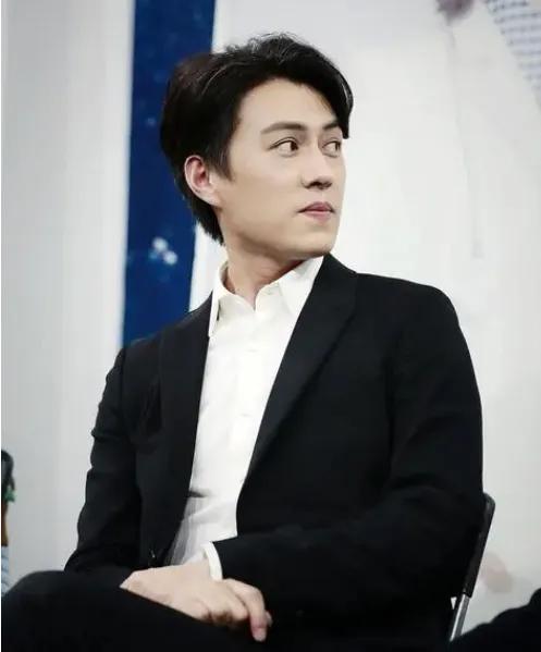 中国哪些明星是你喜欢的,是颜值还是帅气,又或是才气或是其他？
