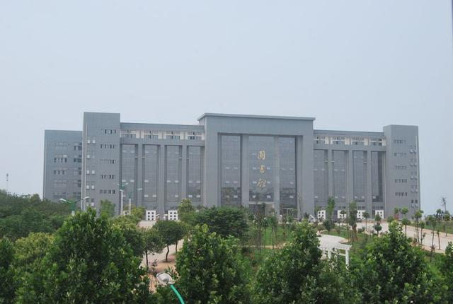 平顶山学院怎么样(平顶山学院怎么样如何评价)