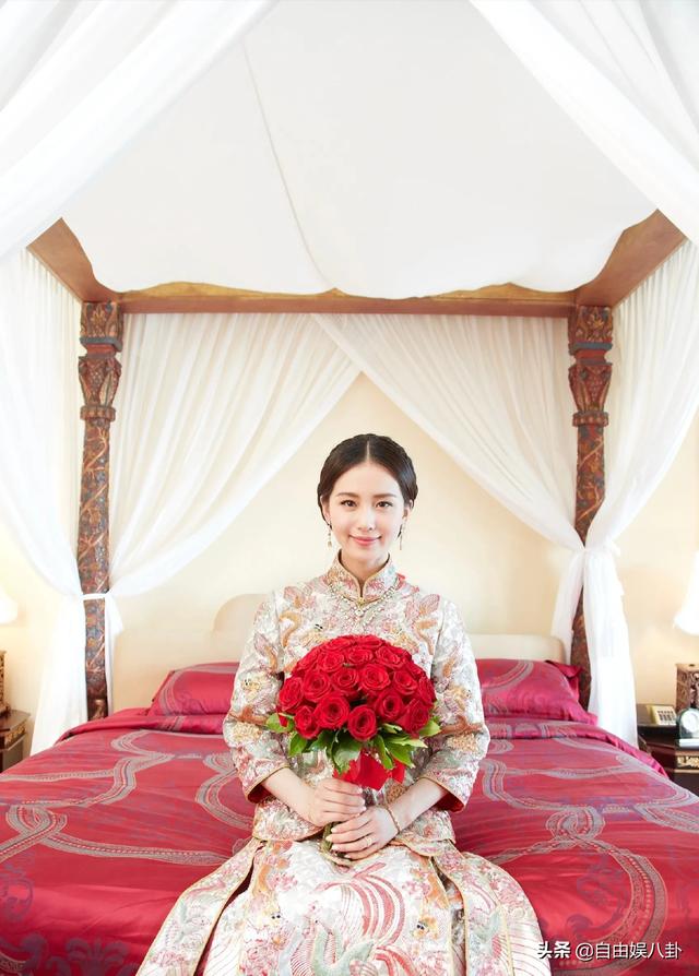 林心如的老公结婚照:娱乐圈中哪一对的结婚照是你最喜欢的呢。 ​​​​