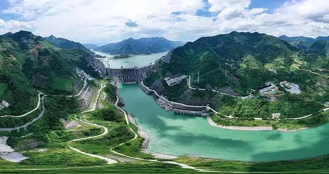 环江香猪:去河池旅游，带点什么土特产回来好？