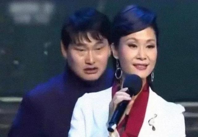 于文华现任老公:为何大衣哥关注度高，而同样星光大道出来的关注度就没他高