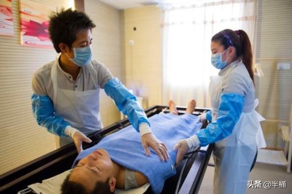 张乔玫:人死后为什么会张着嘴巴？