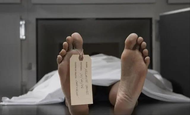 人死后在棺材里的变化图片