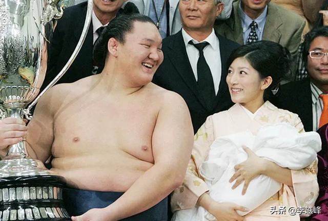为什么日本很多漂亮女孩都想要嫁给肥胖的相扑手 日本相扑为啥那么胖 吃瓜网