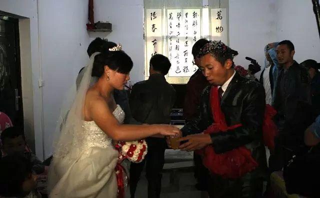 小犬与女孩结局:上门女婿的结局真的很悲惨吗？