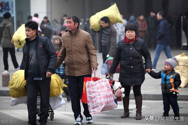 人到中年后才发现，早点生孩子和晚点生孩子差别很大，你怎么看？插图23