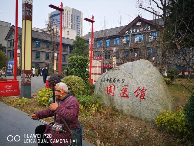 明知头条赚不到什么钱,为啥还那么多人折腾,真如所说不在意吗？