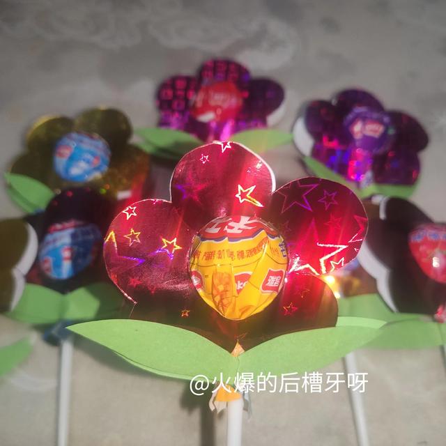 教师节马上就要到了,你会帮孩子给老师准备礼物吗？