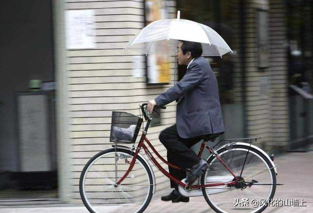 日本人平均月薪2万人民币，真实的日本<a href=https://maguai.com/list/55-0-0.html target=_blank class=infotextkey>生活</a>是怎样的