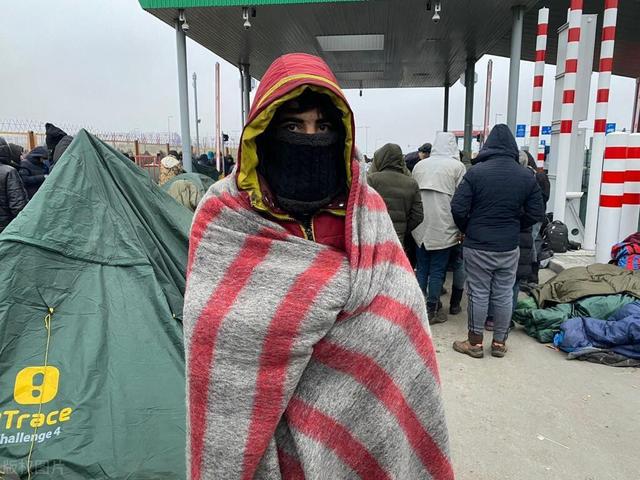 全球中暑死亡人数:美国疫情死亡超80万人，却毫无崩溃迹象，究竟是为什么？