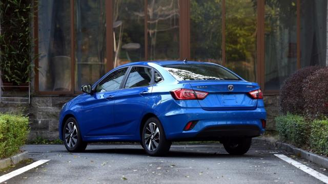 老百姓的代步精品，8万上顶配，自动挡6气囊+天窗，还带全套皮座