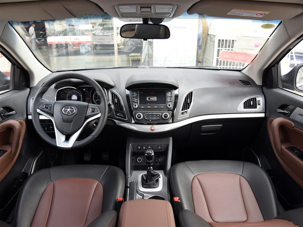 江淮瑞风s5:动力匹配出色,内饰做工良好!