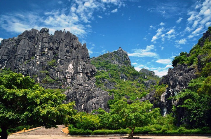 7.28游玩阳春市春湾石林基地