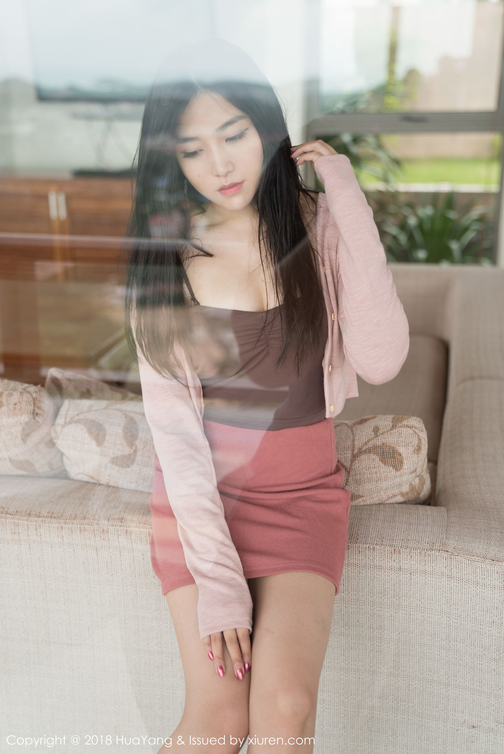 许诺Sabrina《泰国旅拍》运动装+超短裙 [花漾HuaYang] Vol.029-番茄美图