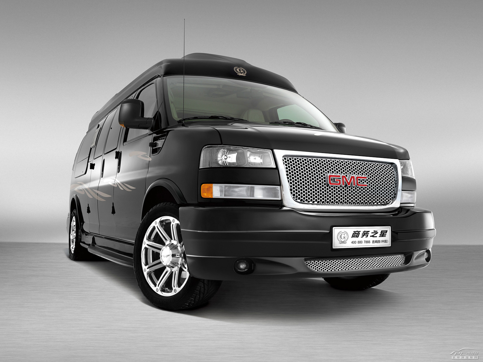 王宝强添两女助理,换新保姆车,盘点明星最爱的几款保姆车