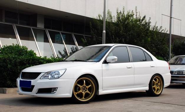 东南菱悦v3:具备改装潜力的三菱evo小弟,主要还便宜