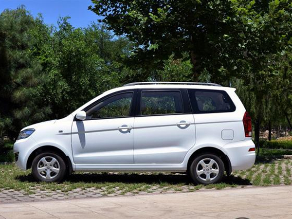 东风风光330质量怎么样 实用mpv推荐落地价4.2万