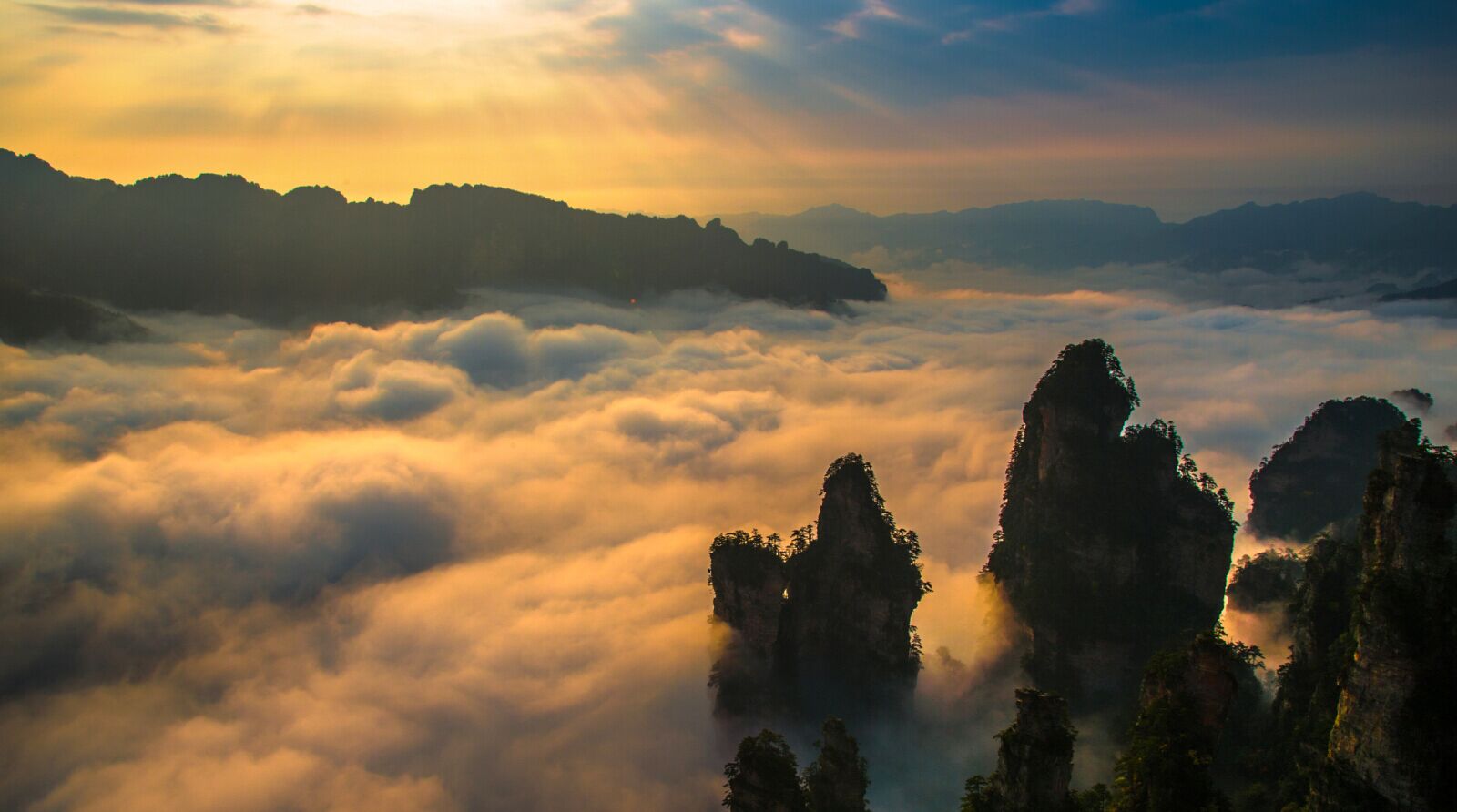 张家界旅游攻略和花费,张家界旅游怎么找口碑 信誉好的导游?