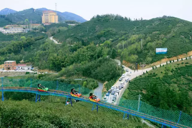 清明小长假 河南西九华山游客爆棚