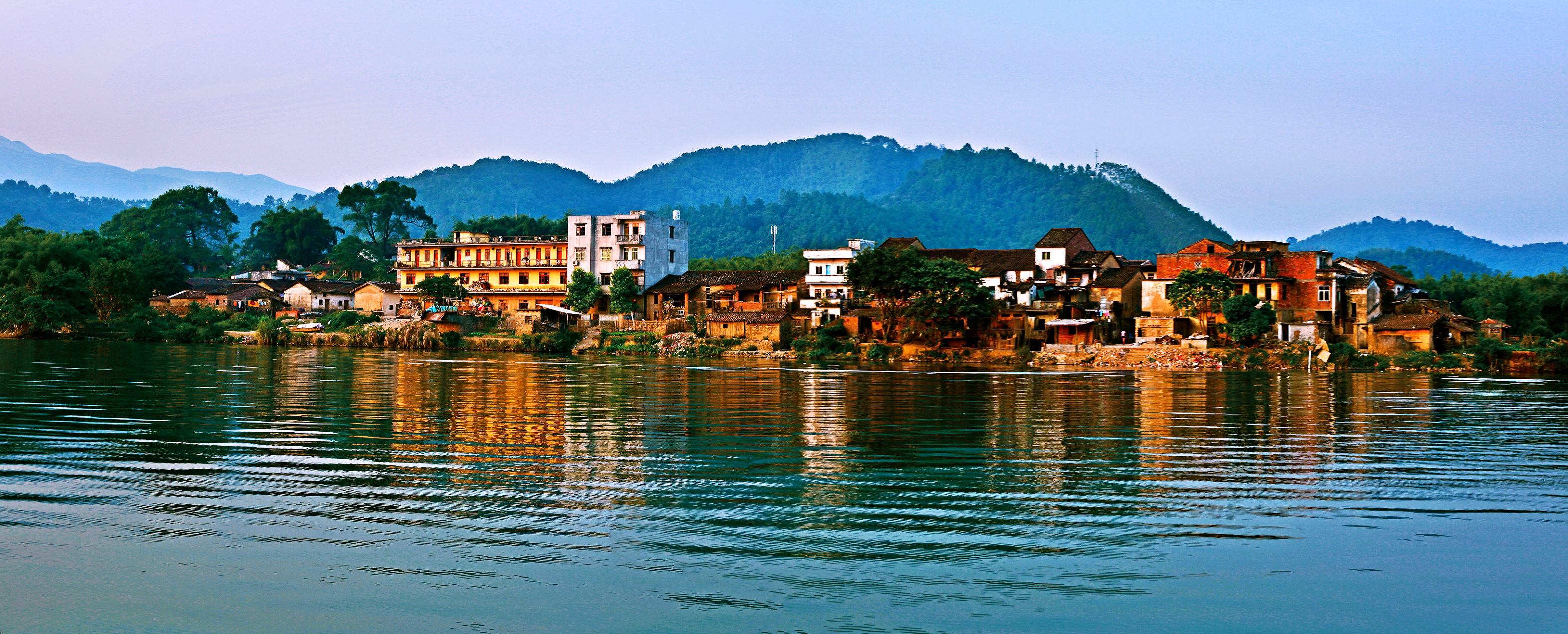 广东清远:原来这座千年古峡才是北江游最精华的观览地