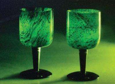 葡萄美酒夜光杯中的夜光杯是什么材质的_葡萄美酒夜光杯中的夜光杯材质为何物?