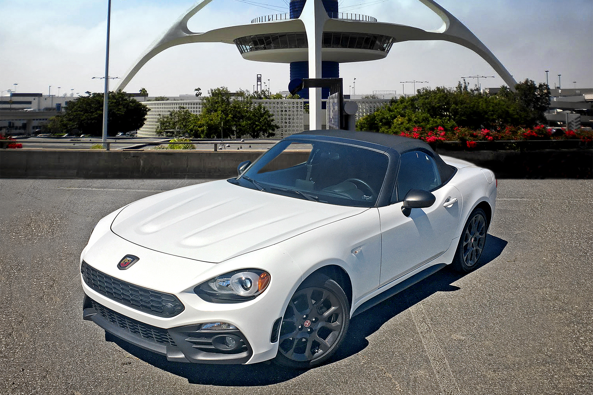 关于入门级超跑,你还在纠结日系?省省吧,这款菲亚特更有诚意!