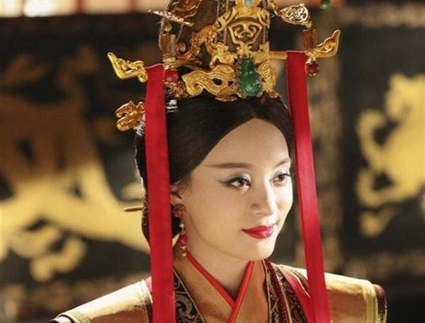 《芈月传》中卫良人为何能够善终,她和芈月关系如何?