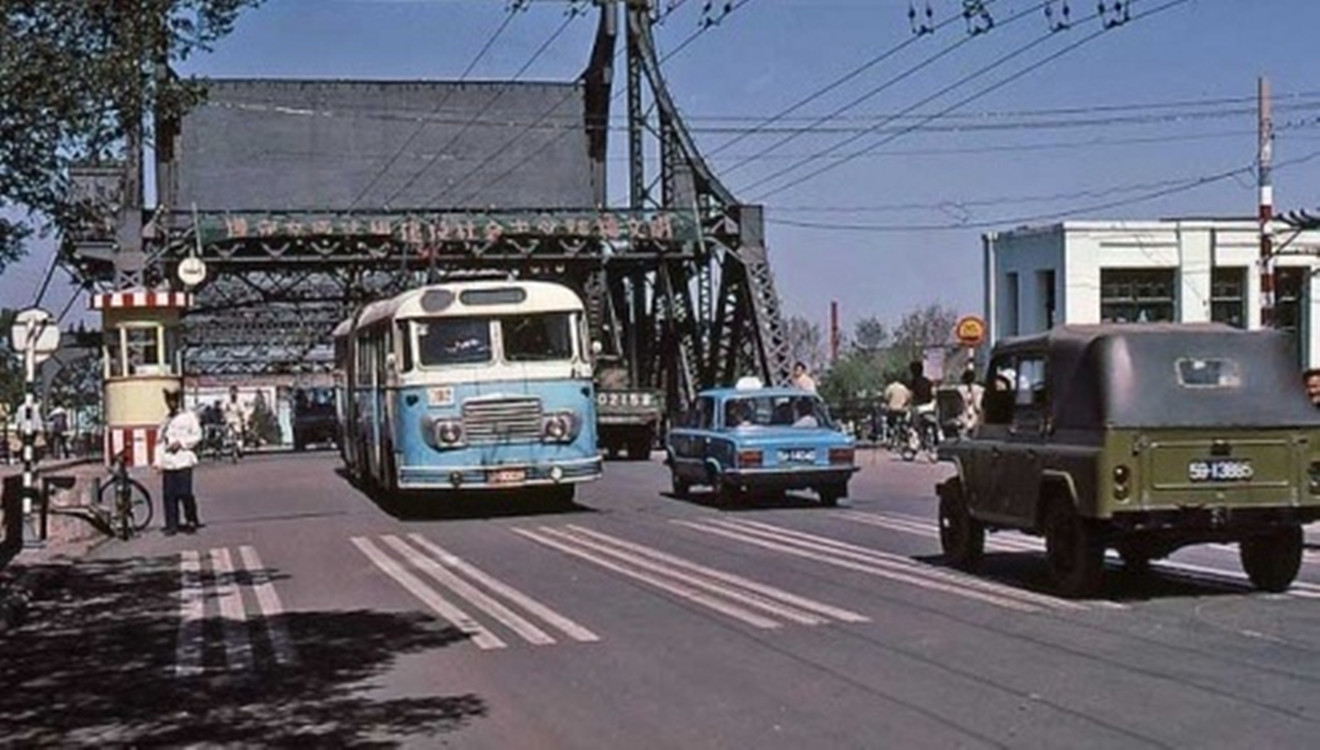 八十年代汽车老照片_80年代怀旧汽车 - 阜阳汽车网