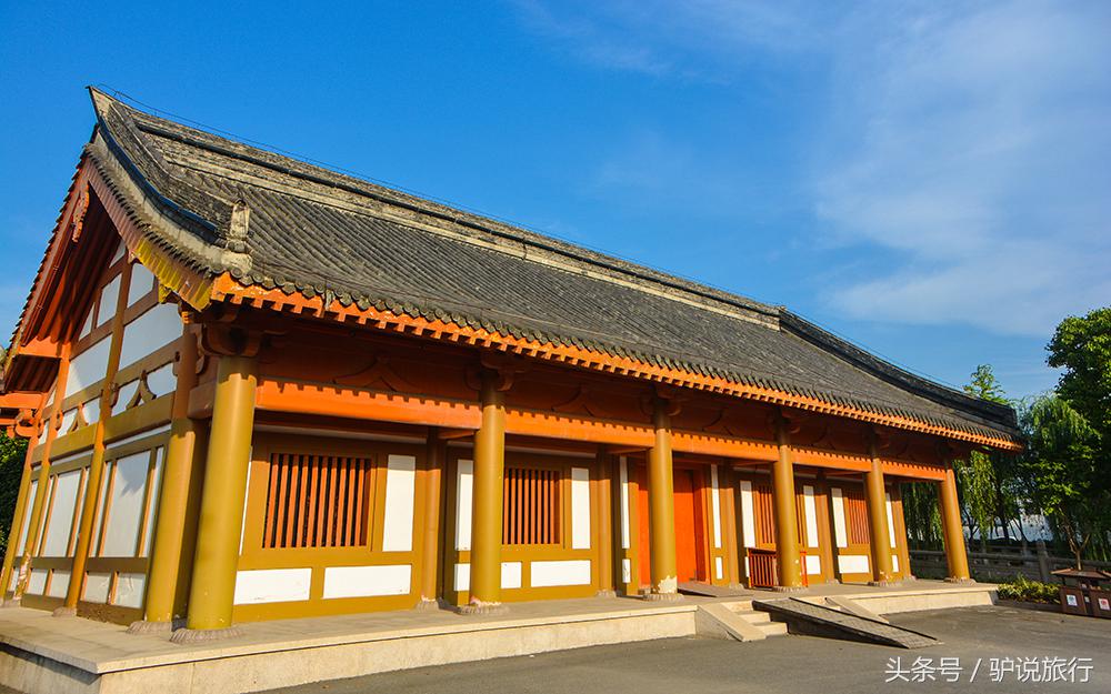 南朝四百八十寺,多少楼台烟雨中的意思_南朝四百八十寺,多少楼台烟雨
