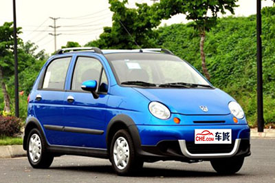 五菱乐驰图片及价格 自主品牌五菱乐驰换新logo