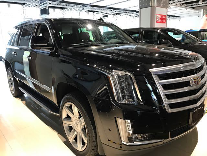 凯迪拉克17款凯雷德esv加长版,这价格不离谱!