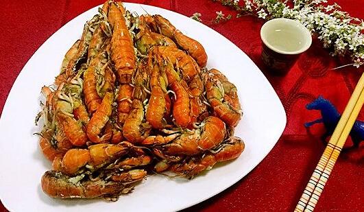 蝼蛄虾的功效与作用 蝼蛄虾什么时候最肥