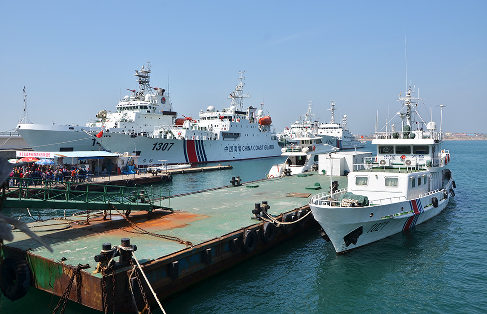 中国海警从印尼手中救出中国渔船 庞大规模完胜南海诸国！