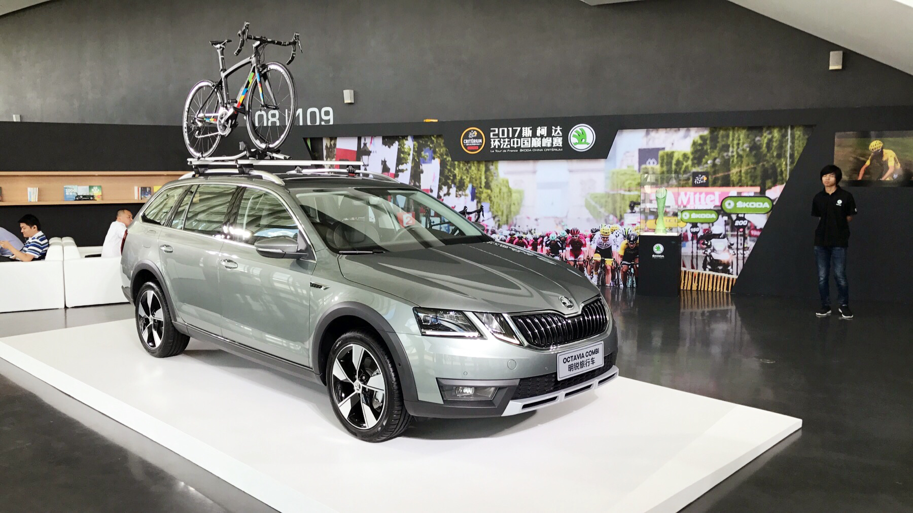 比大众蔚领好 比迈旅便宜 斯柯达明锐旅行车12.49万元起