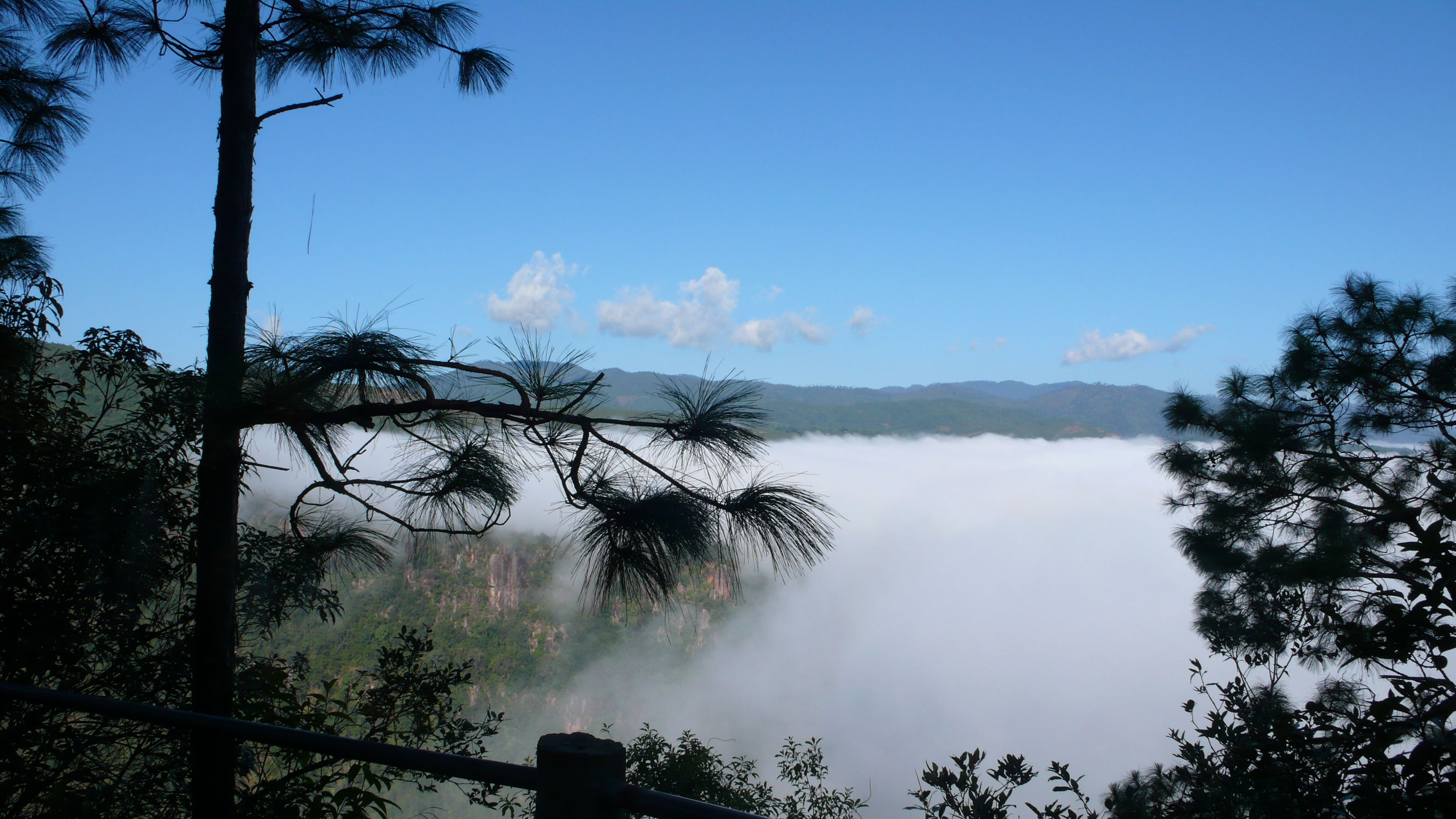 景谷白马山芒玉大峡谷