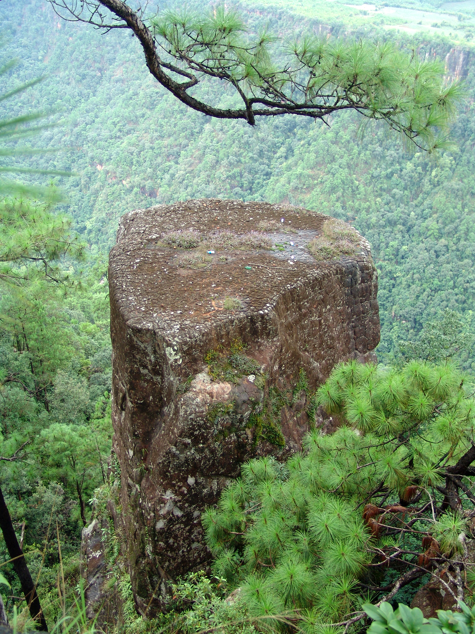 景谷白马山芒玉大峡谷