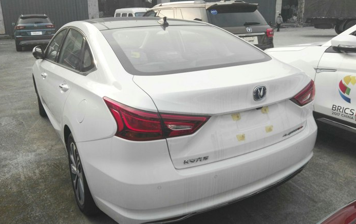 18款长安睿骋cc怎么样_长安睿骋cc2018款价格 - 阜阳汽车网