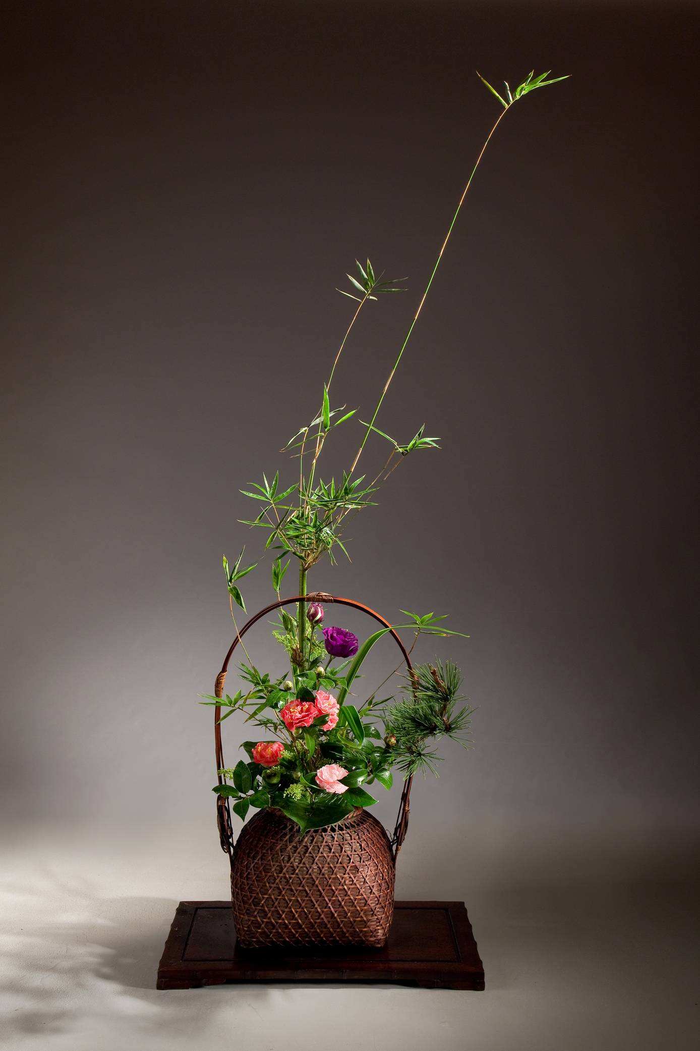 中国自己的传统插花之道:袁宏道的《瓶史》